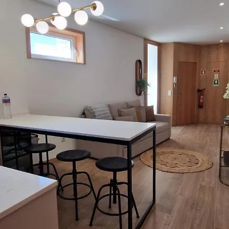 Alma Invicta Alegria بورتو