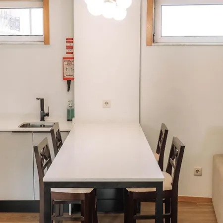 Alma Invicta Alegria Apartment