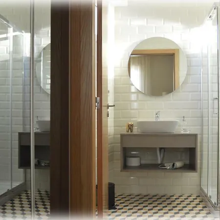 Alma Invicta Alegria Apartment