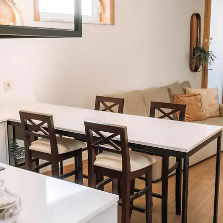 Alma Invicta Alegria Apartman *