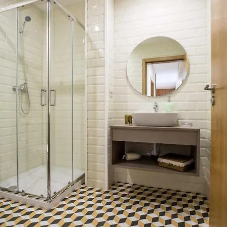 Alma Invicta Alegria Porto