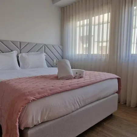 Alma Invicta Alegria Porto