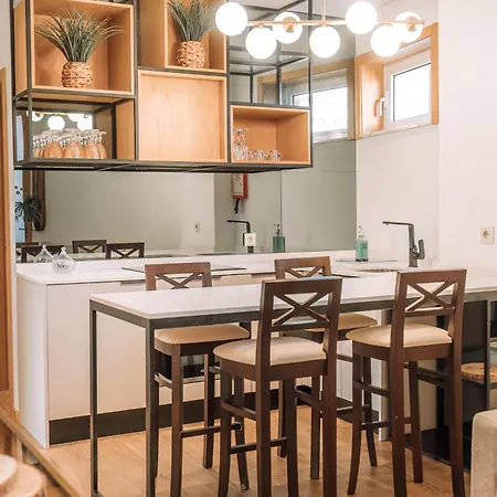 Alma Invicta Alegria * Порту